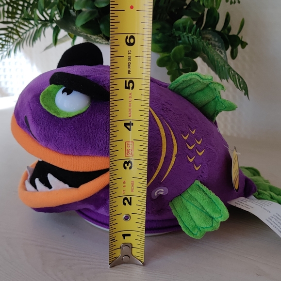 Halloween Decor Animated Piranha Home Accent - Picture 10 of 10